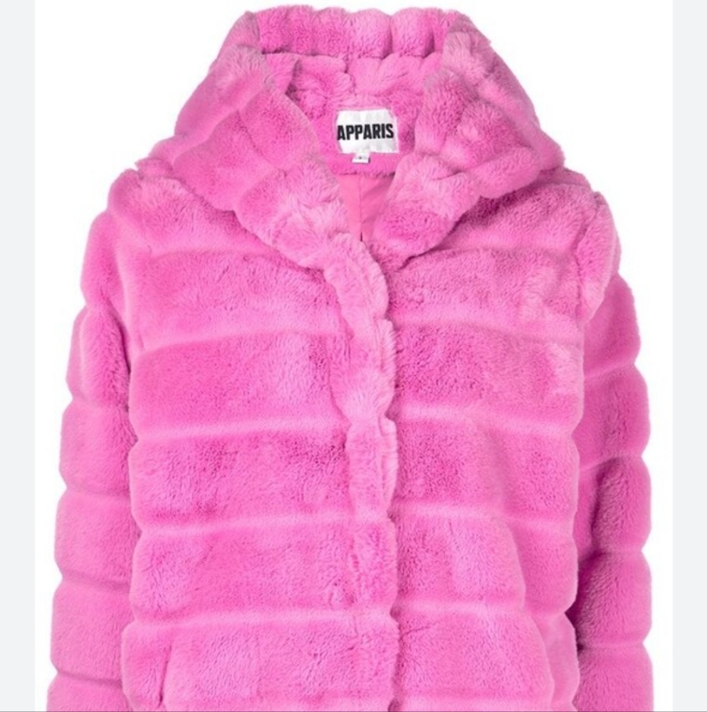 Apparis Hazel Goldy Tiered Bubblegum Sugar Pink Faux Fur Teddy Coat Size M